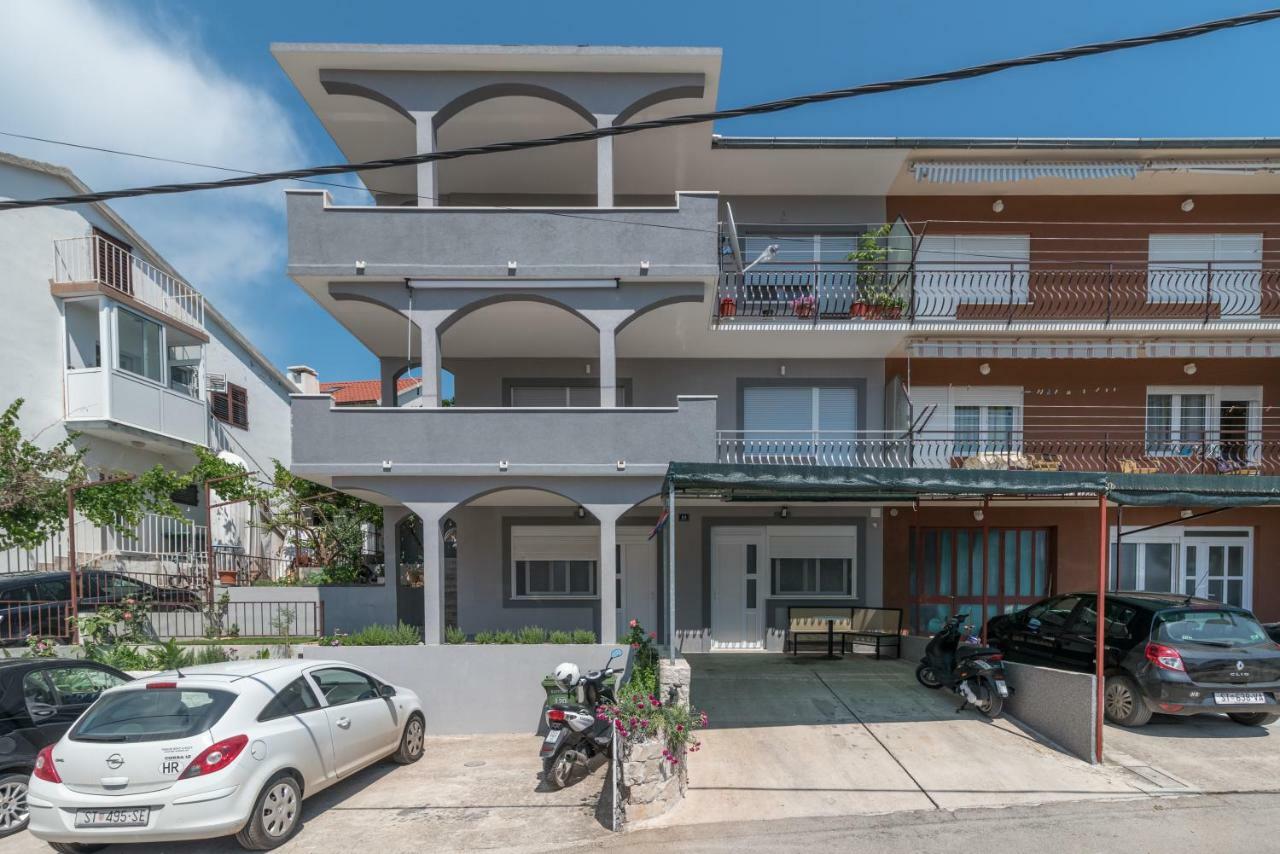 Apartment Bella Vita Trogir Exterior photo